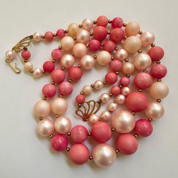 Pink beaded double strand vintage necklace - Picture 5 of 7